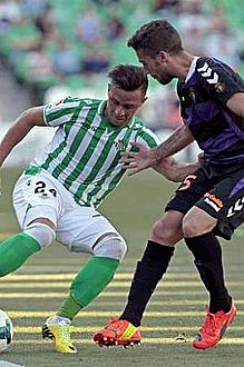 El delantero del Real Betis durante el partido con el Real Valladolid