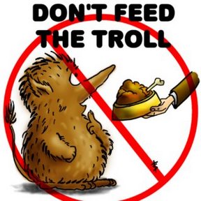 Haga clic en la imagen para ver una versin ms grande

Nombre:	troll.jpg
Visitas:	4
Size:	25,1 KB
ID:	6485557