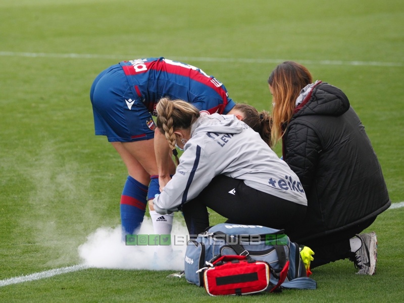 1-8-Real-Betis-Fem-vs-Levante-UD-Fem382